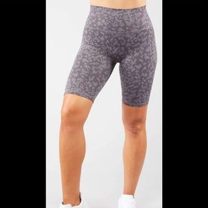 Gray Buffbunny Biker Shorts (size XL)